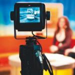 Limit value of the base for calculating insurance premiums Which payments to individuals are subject to?